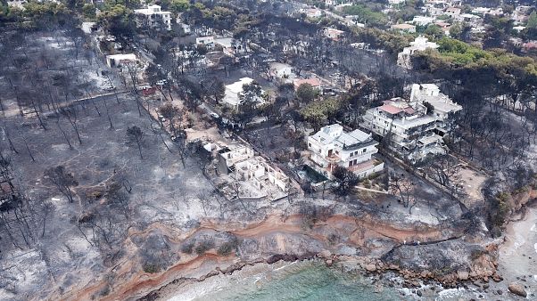 Vue aérienne de Mati en Grèce, dévastée par les incendies de forêt Vue aérienne de Mati en Grèce, dévastée par les incendies de forêt