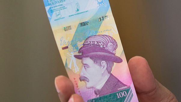 Venezuela: via 5 zeri dalle banconote Venezuela: via 5 zeri dalle banconote