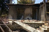 Reina el caos en la zona calcinada por los incendios en Grecia
