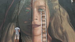 Batı Şeria’da Filistinli ‘cesur kız’ Temimi’nin resmini çizen İtalyan ressamlara gözaltı