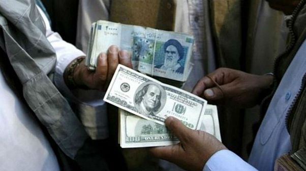جو امنیتی در بازار ارز همزمان با رکورد زدن قیمت سکه و فراخوان اعتصاب جو امنیتی در بازار ارز همزمان با رکورد زدن قیمت سکه و فراخوان اعتصاب