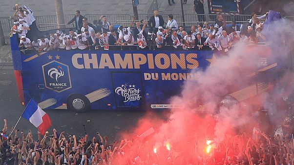 La victoire des Bleus fait “perdre” plus de 7 millions d'euros à une entreprise chinoise La victoire des Bleus fait “perdre” plus de 7 millions d'euros à une entreprise chinoise