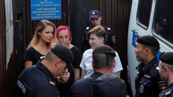 Pussy Riot вернули за решётку Pussy Riot вернули за решётку