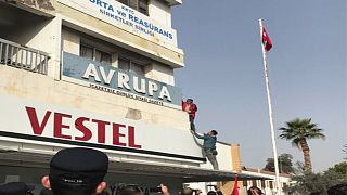 Θα δικάσουν στην Άγκυρα την τουρκοκυπριακή εφημερίδα «Αφρίκα» και δύο δημοσιογράφους!