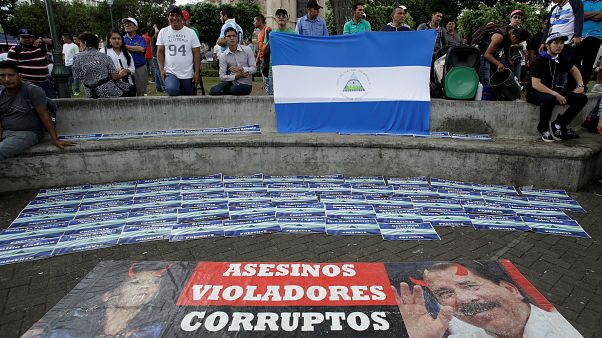 Nicaraguenses procuram refúgio fora do país Nicaraguenses procuram refúgio fora do país