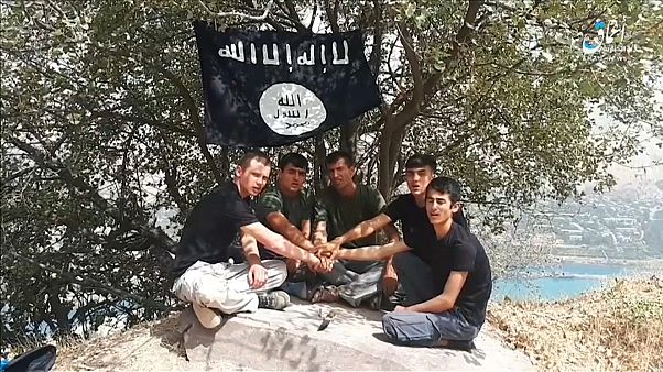شاهد: داعش ينشر تسجيلا للمشتبه بهم في هجوم طاجيكستان شاهد: داعش ينشر تسجيلا للمشتبه بهم في هجوم طاجيكستان