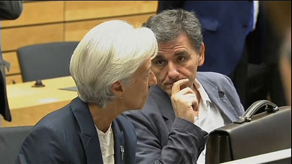 FMI tem dúvidas sobre a viabilidade da dívida grega FMI tem dúvidas sobre a viabilidade da dívida grega