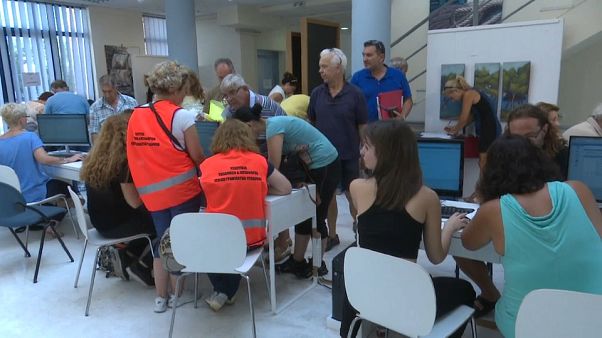 Grecia: il governo stanzia sussidi di emergenza per le vittime degli incendi Grecia: il governo stanzia sussidi di emergenza per le vittime degli incendi