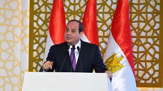 Condenan al autor de una canción contra el presidente de Egipto