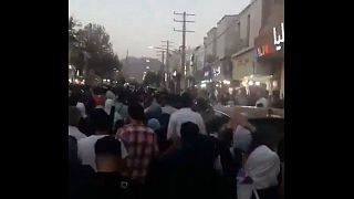 تظاهرات شبانه و درگیری در چند شهر ایران
