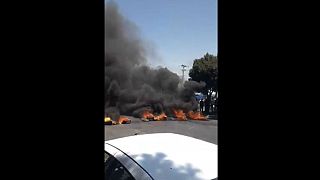 معترضان در اصفهان لاستیک خودرو آتش زدند