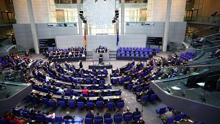 Πράσινο φως από την Bundestag για την τελευταία δανειακή δόση στην Ελλάδα
