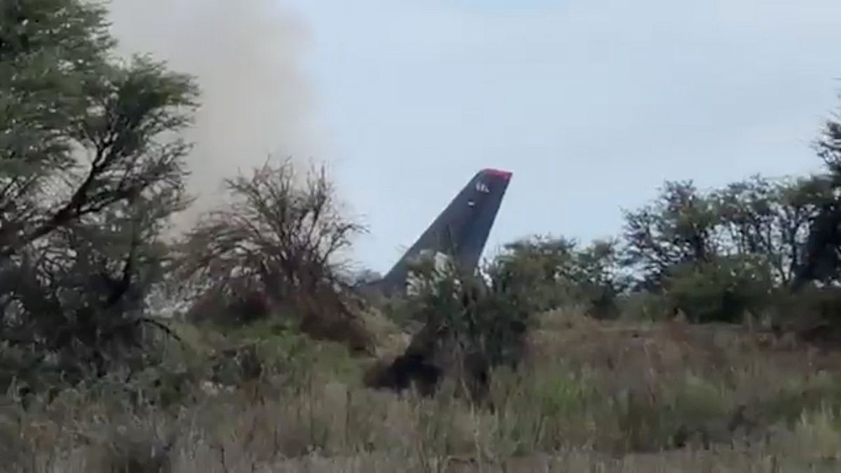 Vídeo do interior do avião que se despenhou no México