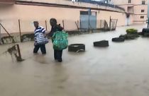 شاهد : شوارع غرينادا الكاريبية تغرق بالفيضانات