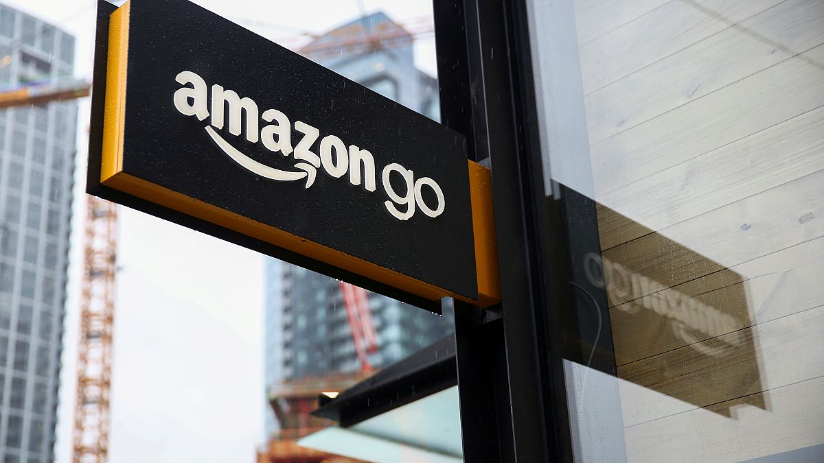 Amazon "postino abusivo": 300mila euro di multa dall'Agcom 