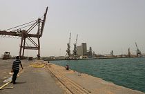 منابع پزشکی یمن: حمله ائتلاف عربی به بندر حدیده ۲۶ کشته بر جای گذاشت