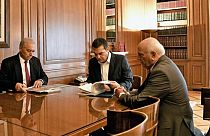 Τσίπρας: Συναγερμός για αλλαγές σε Μάνδρα και Μάτι