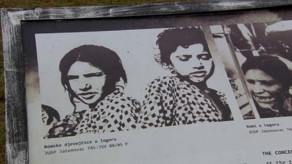 La comunidad romaní rinde homenaje a sus víctimas de la Segunda Guerra Mundial La comunidad romaní rinde homenaje a sus víctimas de la Segunda Guerra Mundial