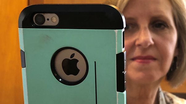 Apple: Στο 1 τρισεκατομμύριο δολάρια η αξία της Apple: Στο 1 τρισεκατομμύριο δολάρια η αξία της