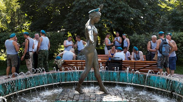 Az ejtőernyős alakulatokat ünnepelték Moszkvában Az ejtőernyős alakulatokat ünnepelték Moszkvában