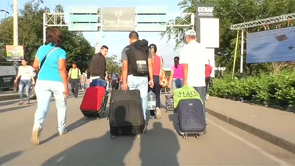 Colômbia concede autorização de permanência a 440 mil migrantes venezuelanos Colômbia concede autorização de permanência a 440 mil migrantes venezuelanos