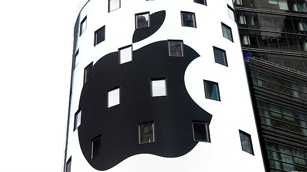 How does Apple's record-breaking valuation compare? How does Apple's record-breaking valuation compare?