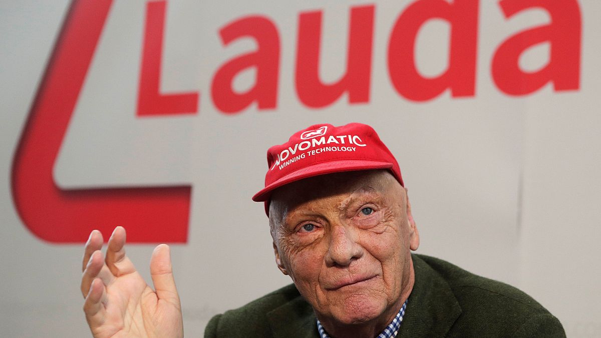 Niki Lauda bei einer Pressekonferenz in Wien