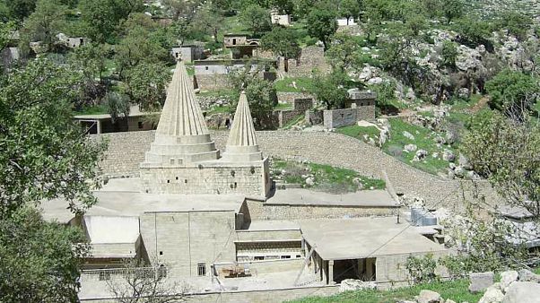 لالش، زیارتگاه اصلی ایزدی ها لالش، زیارتگاه اصلی ایزدی ها
