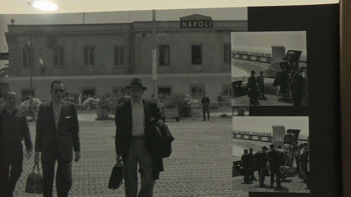 All'aeroporto di Napoli si viaggia nel tempo per salvare l'archivio fotografico