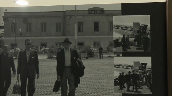All'aeroporto di Napoli si viaggia nel tempo per salvare l'archivio fotografico All'aeroporto di Napoli si viaggia nel tempo per salvare l'archivio fotografico