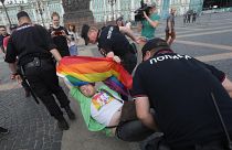 25 attivisti gay arrestati in piazza a San Pietroburgo