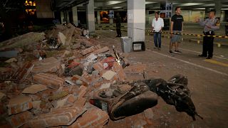 Deadly earthquake strikes Indonesia killing at least 98