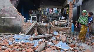 Número de vítimas do sismo na Indonésia ultrapassa as 3 centenas