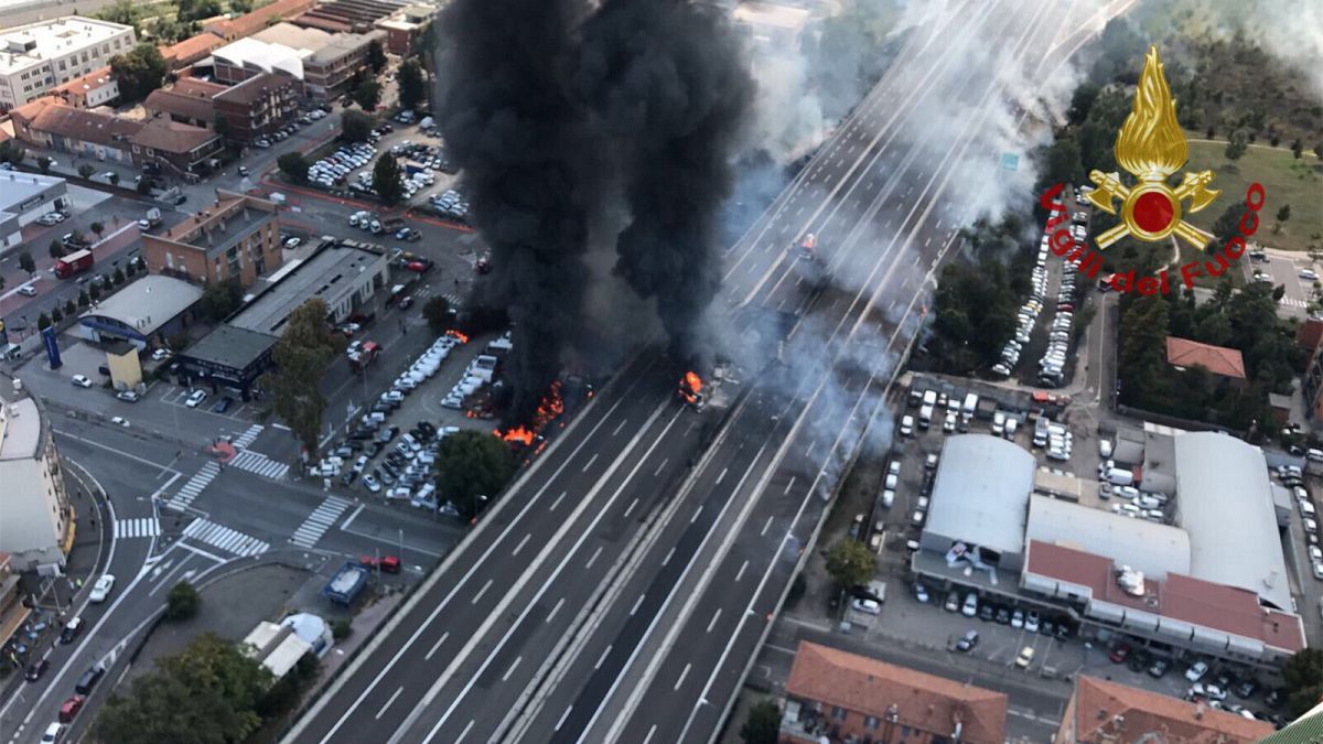 Explosion d'un camion près de Bologne, en Italie : 1 mort, 68 blessés