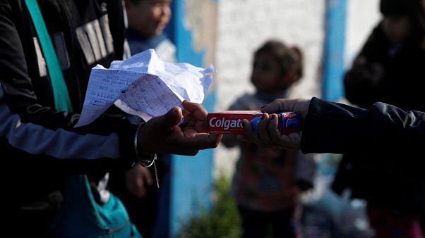 Enflasyon ve dolar kuruna yenilen Arjantin'de takas dönemi Enflasyon ve dolar kuruna yenilen Arjantin'de takas dönemi