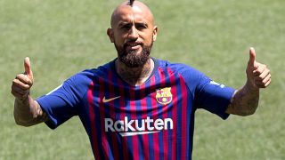 Arturo Vidal signe au Barça