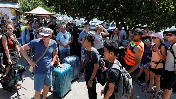Indonesia, fuga dal paradiso dopo il terremoto Indonesia, fuga dal paradiso dopo il terremoto