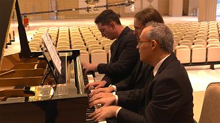 Israeli 'MultiPiano' virtuosi play with 5 hands on two pianos