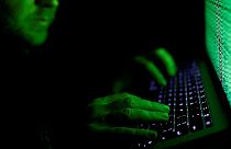 Pedofili suçlularının çocuk pornosu paylaşmak için kullandıkları Darknet ve Deepweb nedir?