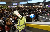 Riesen-Chaos am Flughafen Frankfurt: 13.000 Fluggäste betroffen