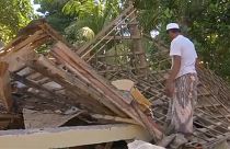 319 قتيلا نتيجة زلزال جزيرة لومبوك الإندونيسية 