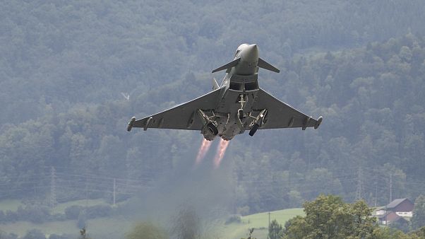 İspanyol savaş uçağı Estonya üzerinde yanlışlıkla füze fırlattı İspanyol savaş uçağı Estonya üzerinde yanlışlıkla füze fırlattı