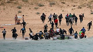İspanya'ya kaçak göçmen geçişine Fas göz mü yumuyor?