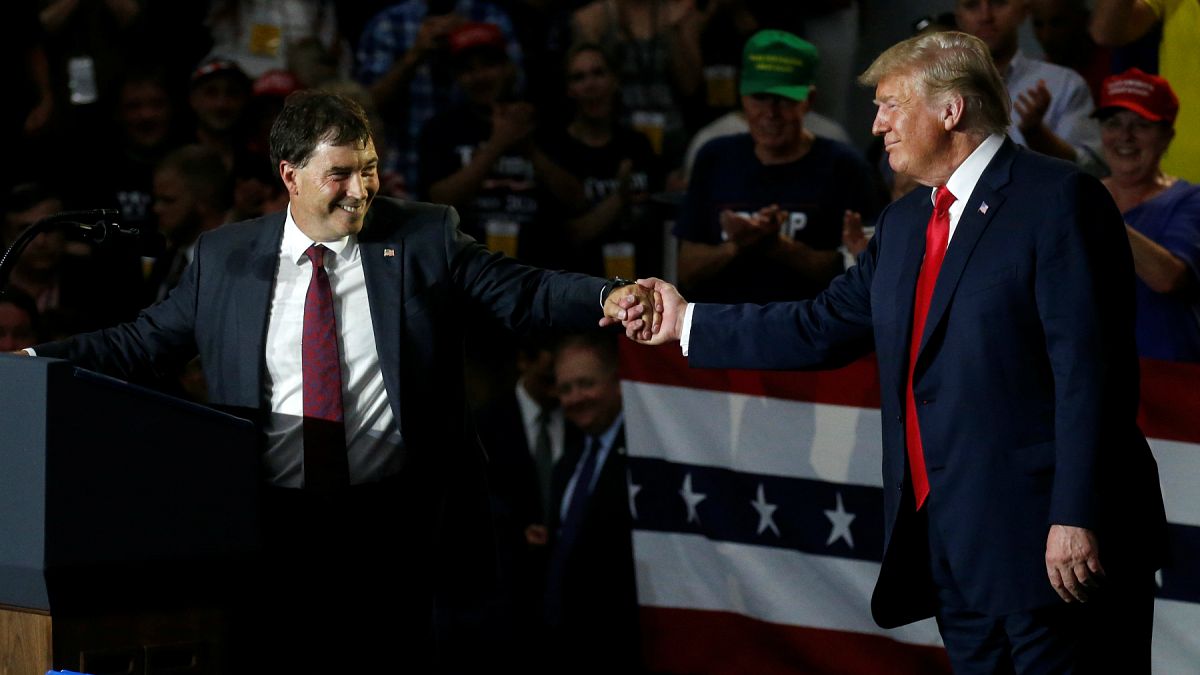 Trump, Ohio'da Troy Balderson ile seçim mitingi düzenledi