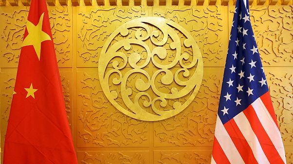 China e Estados Unidos agravam braço-de-ferro nas alfândegas China e Estados Unidos agravam braço-de-ferro nas alfândegas