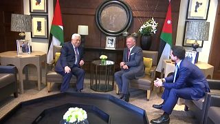 الرئيس الفلسطيني يؤكد عقب لقائه العاهل الأردني رفضهما لـ"صفقة القرن"