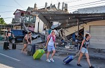Ινδονησία: Δεκάδες οι νεκροί από τον σεισμό της Κυριακής