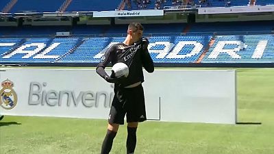 Thibaut Courtois présenté par le Real Madrid