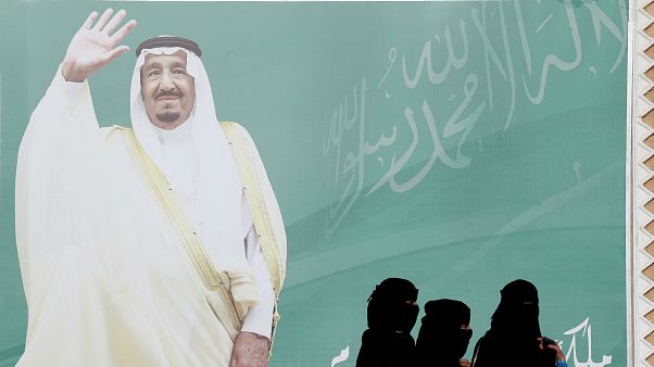 Suudi Arabistan'dan hutbeleri kontrol edecek telefon uygulaması Suudi Arabistan'dan hutbeleri kontrol edecek telefon uygulaması