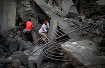 إسرائيل وحماس يتفقان على تهدئة لإنهاء العنف في غزة